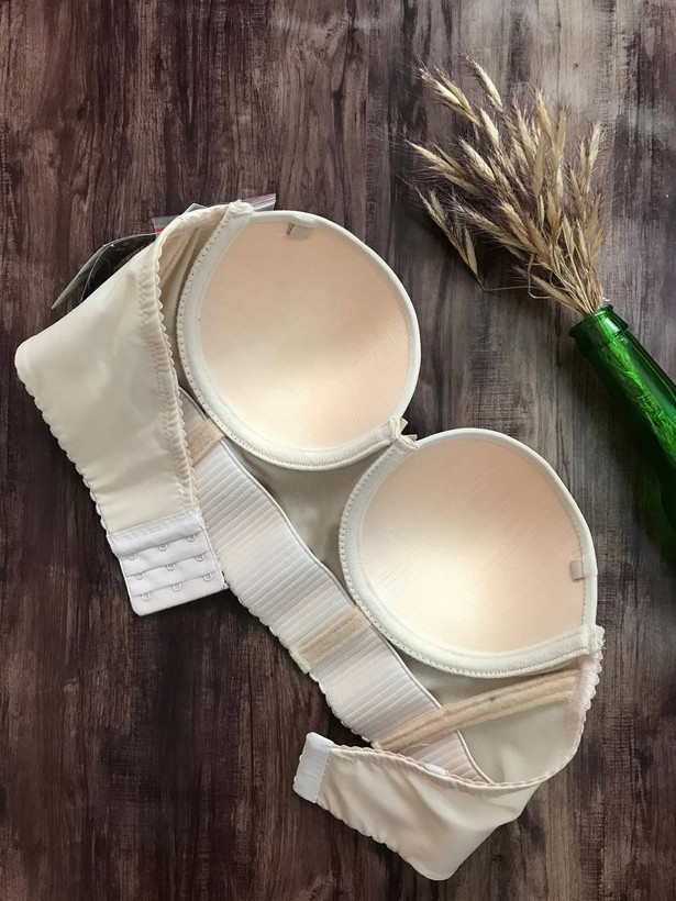 سوتبن اسفنجی دکلته آوینا