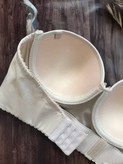 سوتبن اسفنجی دکلته آوینا