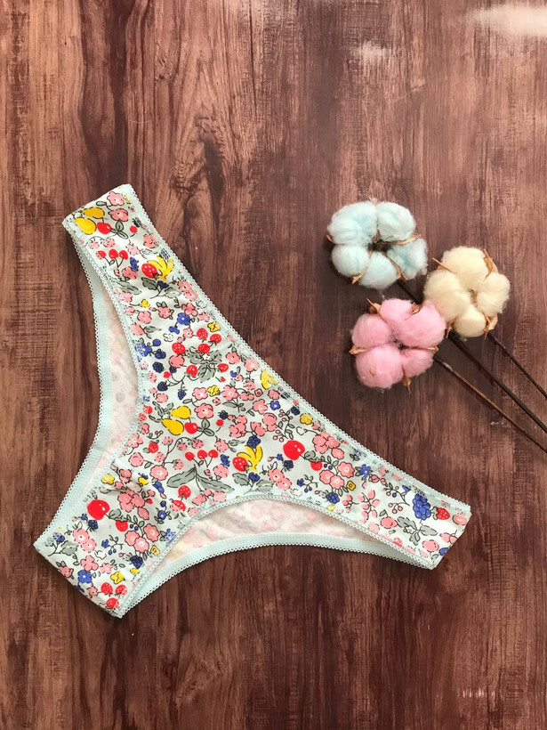 شورت نخی برزیلی